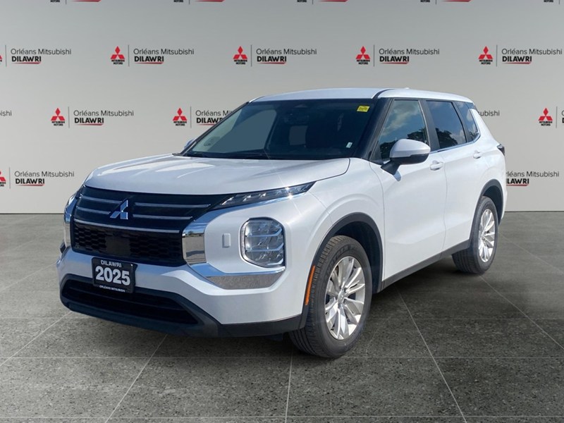 2025 Mitsubishi Outlander ES S-AWC