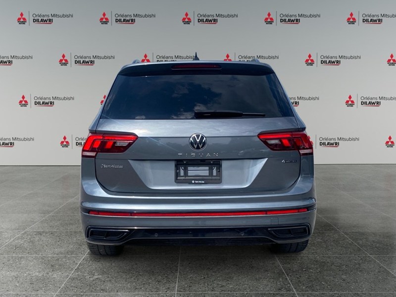 2023 Volkswagen Tiguan Comfortline R-Line Black Edition 4MOTION