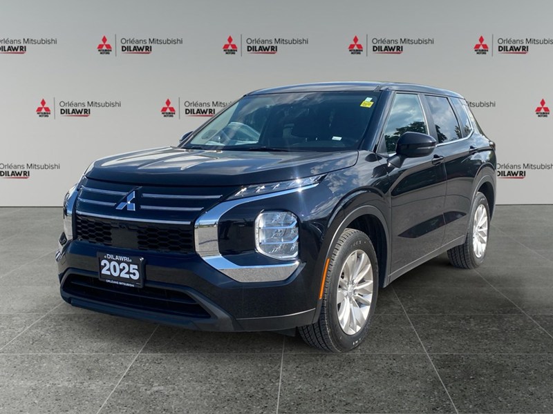 2025 Mitsubishi Outlander ES S-AWC