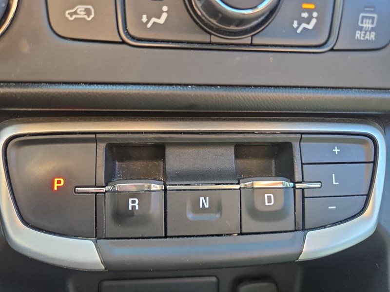 2023 GMC Terrain AWD 4dr SLE