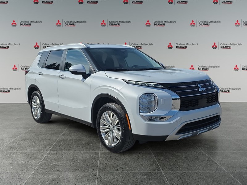2024 Mitsubishi Outlander SE S-AWC