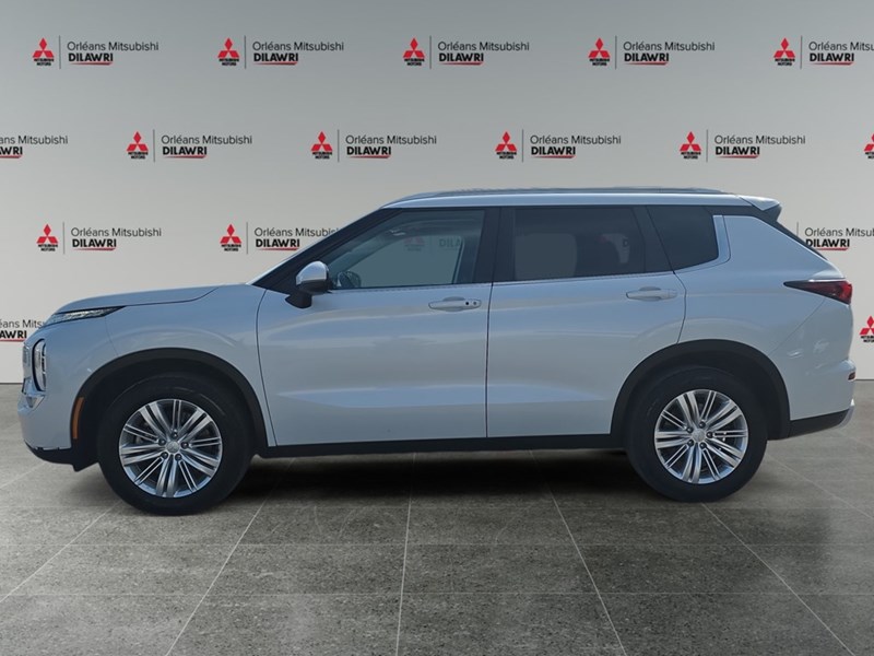 2024 Mitsubishi Outlander SE S-AWC