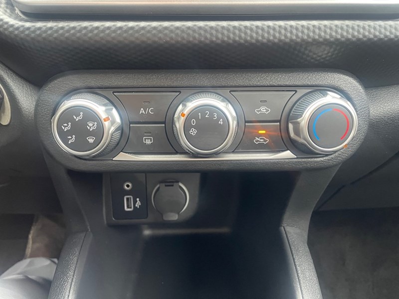 2024 Nissan Kicks S FWD