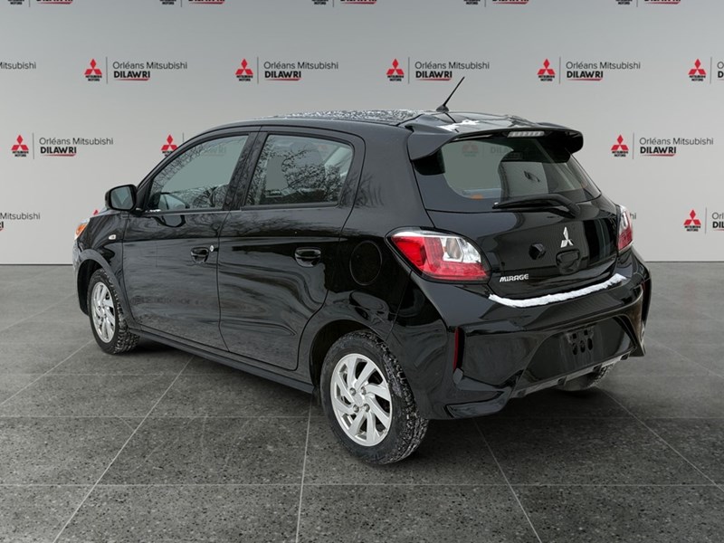 2024 Mitsubishi Mirage ES CVT