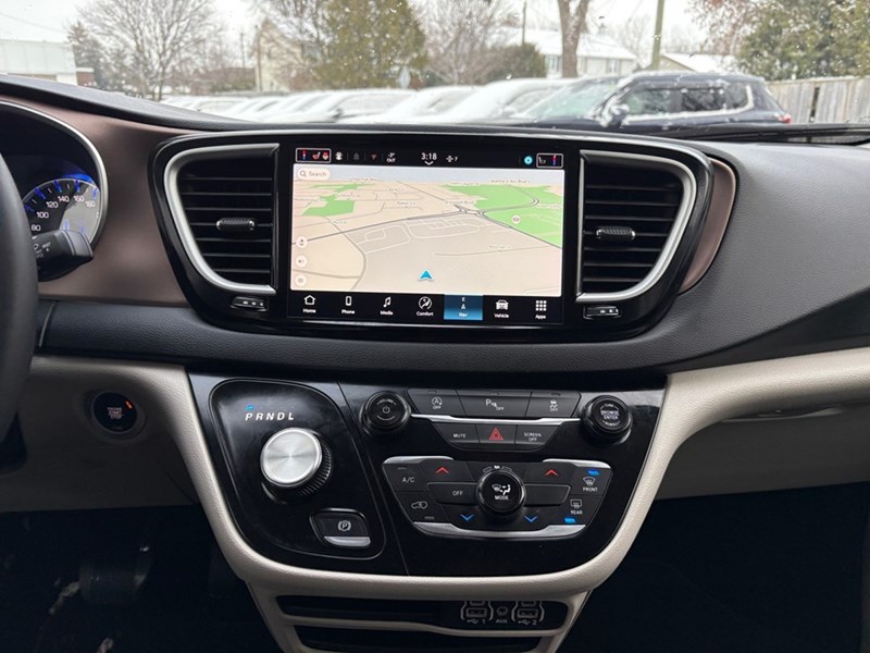 2024 Chrysler Grand Caravan SXT 2WD