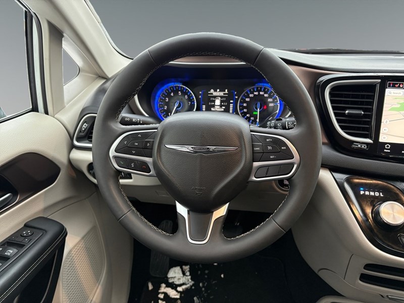 2024 Chrysler Grand Caravan SXT 2WD