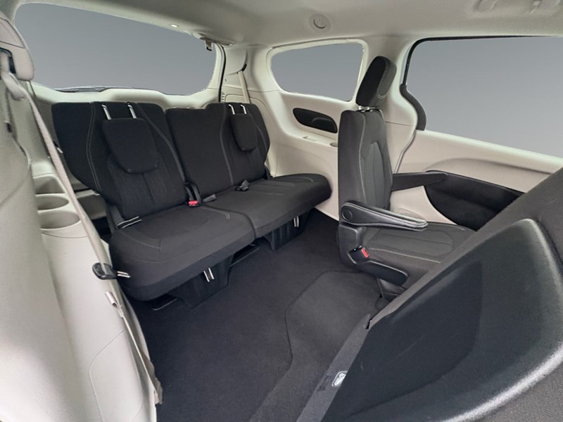 2024 Chrysler Grand Caravan SXT 2WD