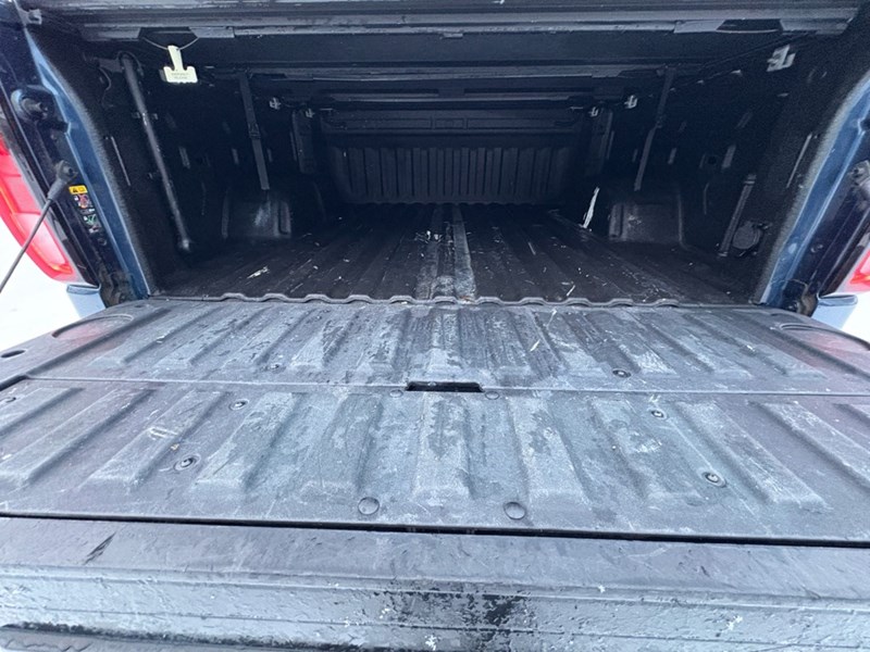 2022 GMC Sierra 1500 4WD Crew Cab 147" SLE