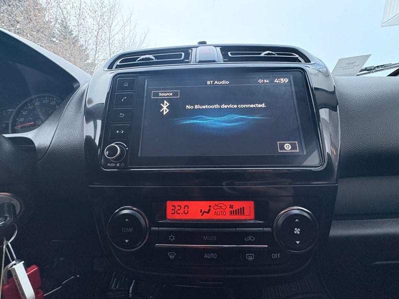 2024 Mitsubishi Mirage ES CVT