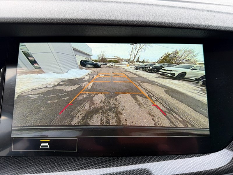 2023 Buick Envision AWD 4dr Essence