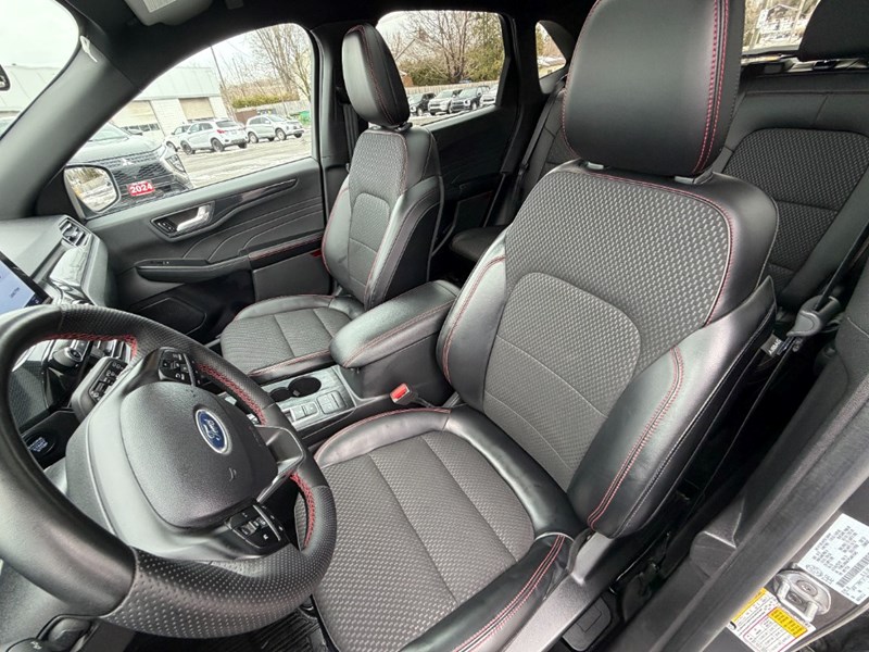 2023 Ford Escape ST-Line Select AWD