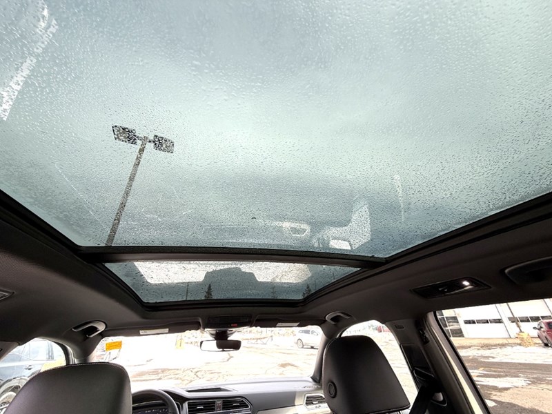 2024 Volkswagen Tiguan Comfortline R-Line Black Edition 4MOTION