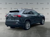 2019 Toyota RAV4 XLE image 5