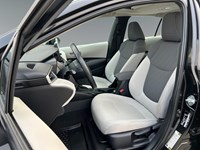 2022 Toyota Corolla LE Upgrade | Low KM's
