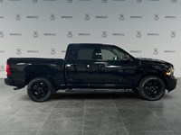 2023 RAM 1500 Classic SLT 4x4 Crew Cab | Black Appearance | Low KM's