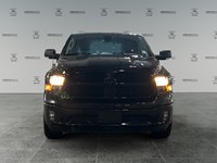 2023 RAM 1500 Classic SLT 4x4 Crew Cab | Black Appearance | Low KM's
