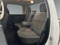 2021 RAM 1500 Classic Express 4x4 Crew Cab | Hemi V8 | Low KM's