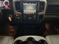 2021 RAM 1500 Classic Express 4x4 Crew Cab | Hemi V8 | Low KM's