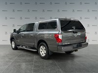 2017 Nissan Titan 4WD Crew Cab SV