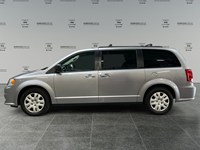 2017 Dodge Grand Caravan SXT | Stow N GO