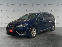 2018 Chrysler Pacifica Hybrid Touring-L | Ultra Low KM's
