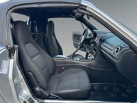 2000 Mazda MX-5 Miata Coupe Convertible Auto