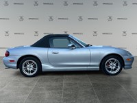 2000 Mazda MX-5 Miata Coupe Convertible Auto