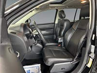 2016 Jeep Compass 4WD High Altitude | Sunroof | Leather | Low KM's