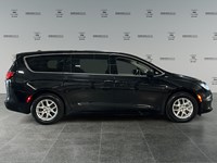 2022 Chrysler Grand Caravan SXT | Low KM's