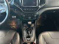 2019 Jeep Cherokee Limited 4x4 | Ultra Ultra Low KM's