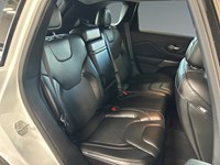 2019 Jeep Cherokee Limited 4x4 | Ultra Ultra Low KM's