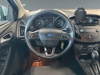 2017 Ford Focus SE | Low KM's