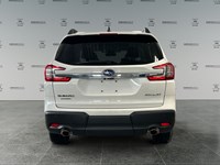 2023 Subaru Ascent Touring 7-Passenger | Low KM's