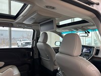 2017 Toyota Sienna XLE Limited | 7-Pass | AWD | Ultra Low KM's