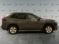 2021 Toyota RAV4 Hybrid LE AWD | Low Km’s