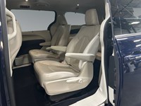 2018 Chrysler Pacifica Hybrid Touring-L | Ultra Low KM's