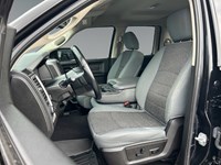 2019 RAM 1500 Classic Express Night 4X4