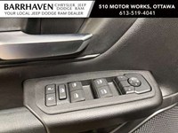 2027 RAM 1500 Express 4x4 Crew Cab 5'7" Box