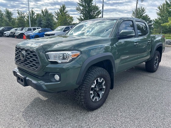 2022 Toyota Tacoma Base