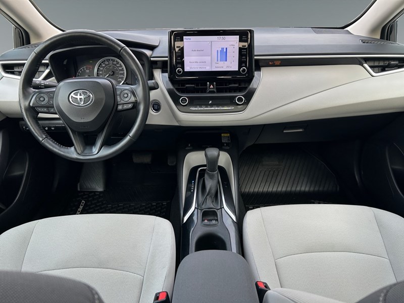 2022 Toyota Corolla LE Upgrade | Low KM's