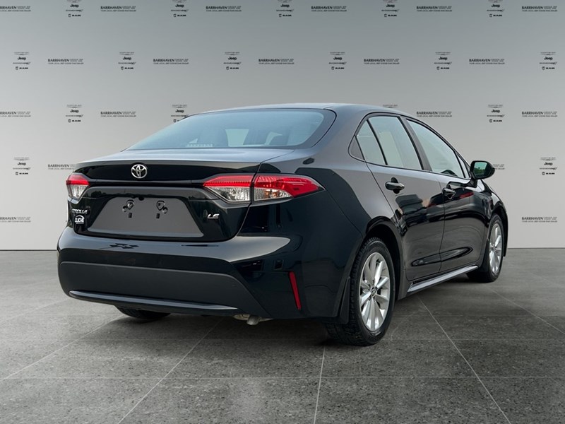 2022 Toyota Corolla LE Upgrade | Low KM's