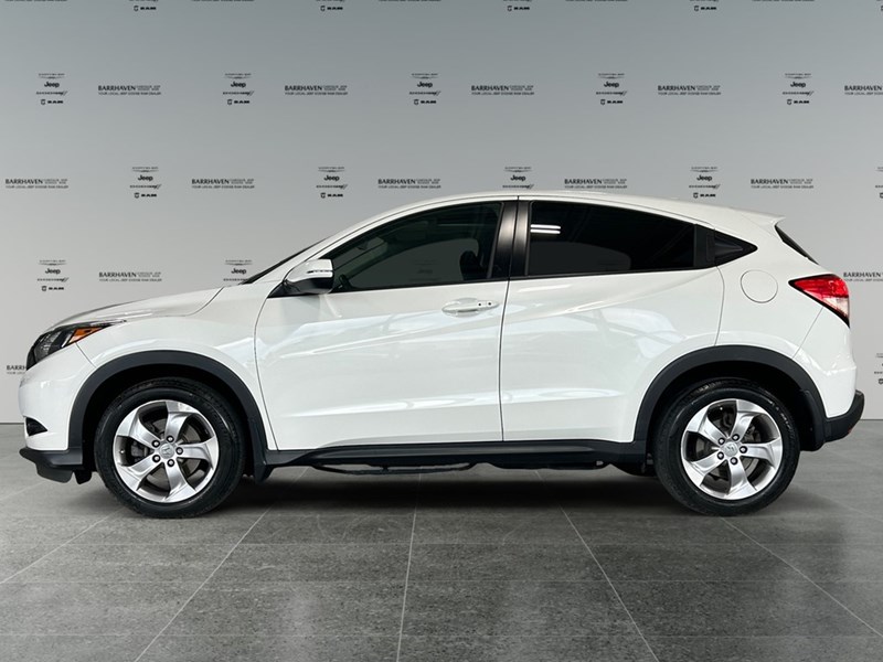 2018 Honda HR-V EX AWD | Ultra Low KM's