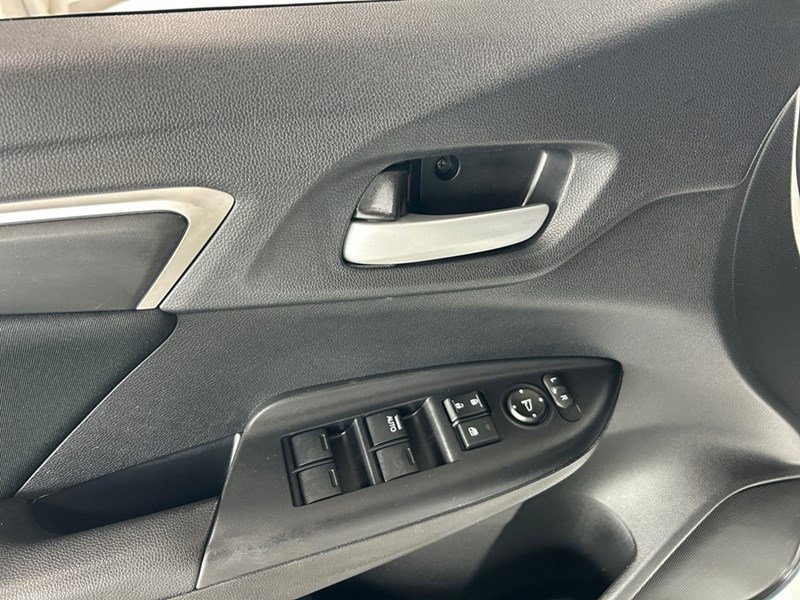 2019 Honda Fit LX w/Honda Sensing CVT | Ultra Low KM's