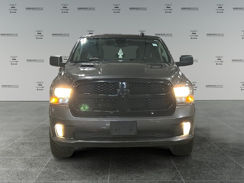 2021 RAM 1500 Classic Express 4x4 Crew Cab |Local Trade