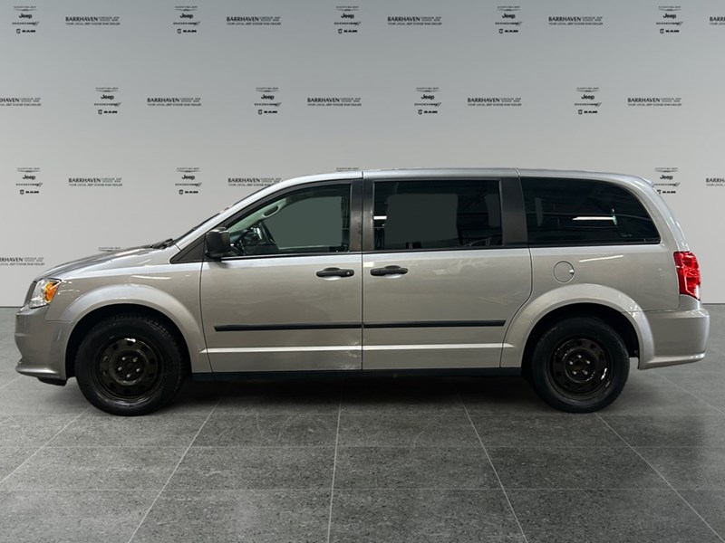 2017 Dodge Grand Caravan Canada Value Package | Ultra Low KM's