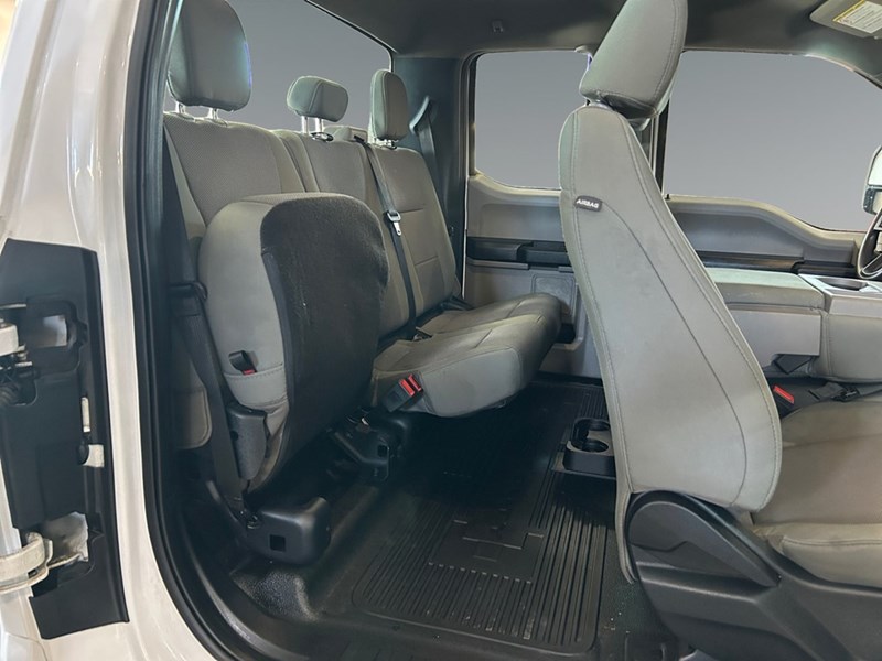 2021 Ford F-350 XL 4WD SuperCab 6.75' Box | Local Trade | Low KM’s