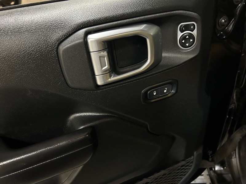 2020 Jeep Wrangler Sport S 4x4 | Low KM's