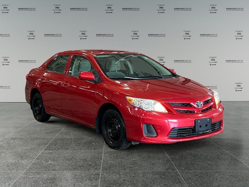 2013 Toyota Corolla 4dr Sdn Auto CE