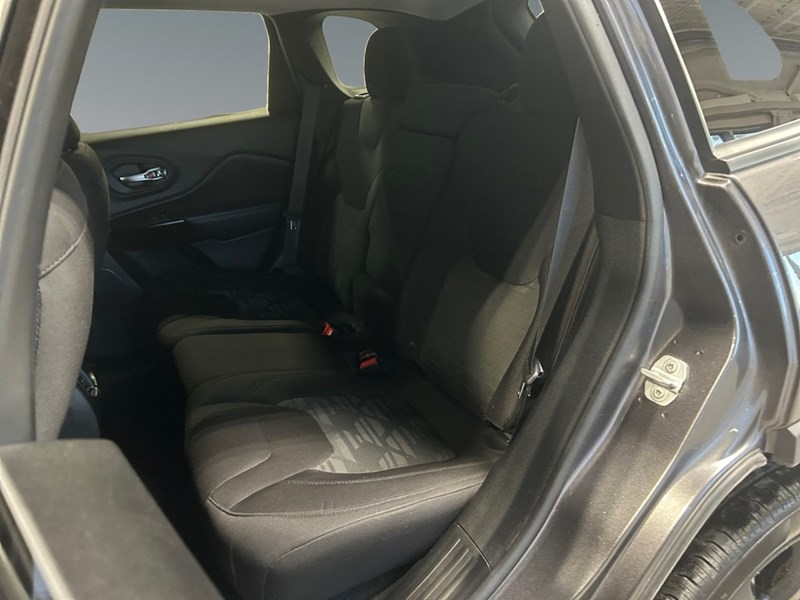 2019 Jeep Cherokee North | Low KM's