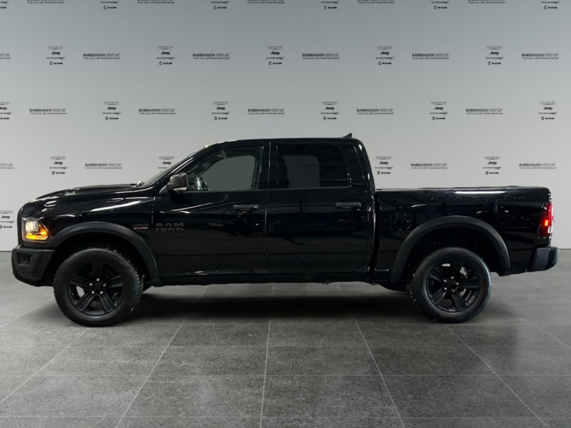 2022 RAM 1500 Classic Warlock 4x4 Crew V8 | Low KM’s